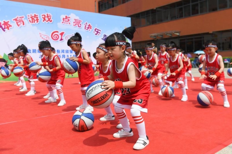 AG五连冠继续刷新历史，大帅三连MVP，成第二个游走位FMVP